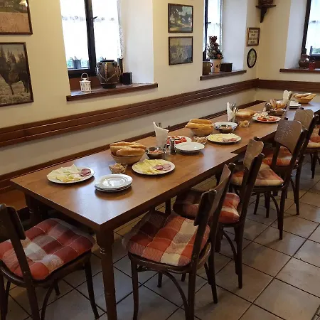 - Restaurant Sportturia Apartment Rynoltice