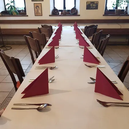 Apartment - Restaurant Sportturia *