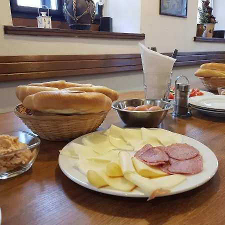 - Restaurant Sportturia Apartment Rynoltice